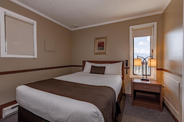 Radium Chalet image 7